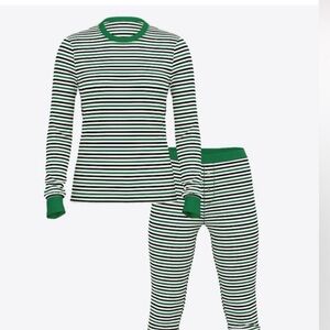 NWT Victoria’s Secret Gingham/Plaid Long Sleeves Thermal Pajama Set Pjs